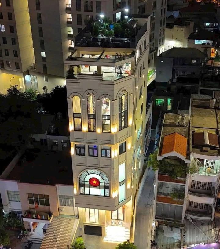 Tòa Nhà Mặt Tiền Lê Quang Định, Bình Thạnh - 183m², 8 Tầng - Giá 72 Tỷ