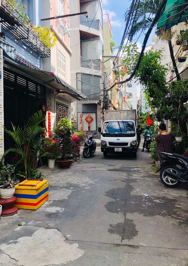 Nhà Hẻm Xe Hơi Nguyễn Bặc, Tân Bình 48m² - Ô tô vào tận nhà!