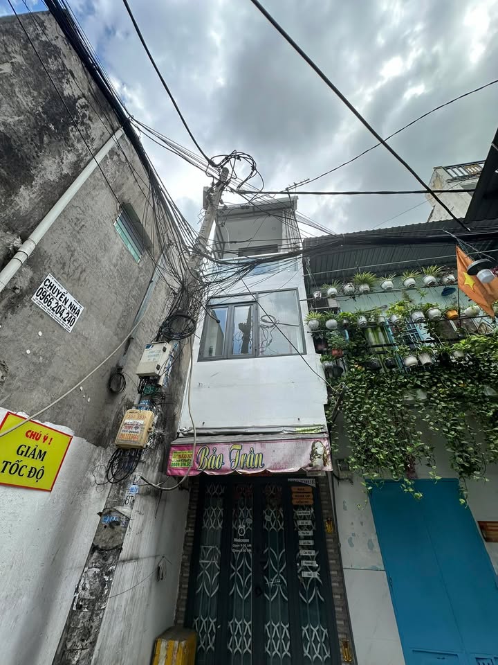 Nhà riêng Đường Gò Xoài, Tân Phú 13m² - Sẵn sàng ở ngay!