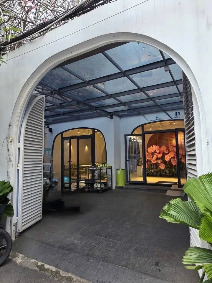 Bán Gấp Nhà Hẻm Oto Võ Văn Tần - Ngô Thị Minh Khai, Q3 - 231m² 78 Tỷ