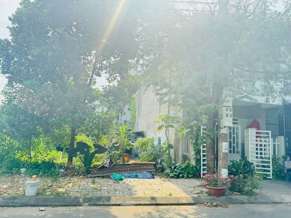 Đất Nền Nhân Hòa 8 - Hòa Xuân: 100m² Hướng Tây, Giá 2.98 Tỷ (Có Thương Lượng)