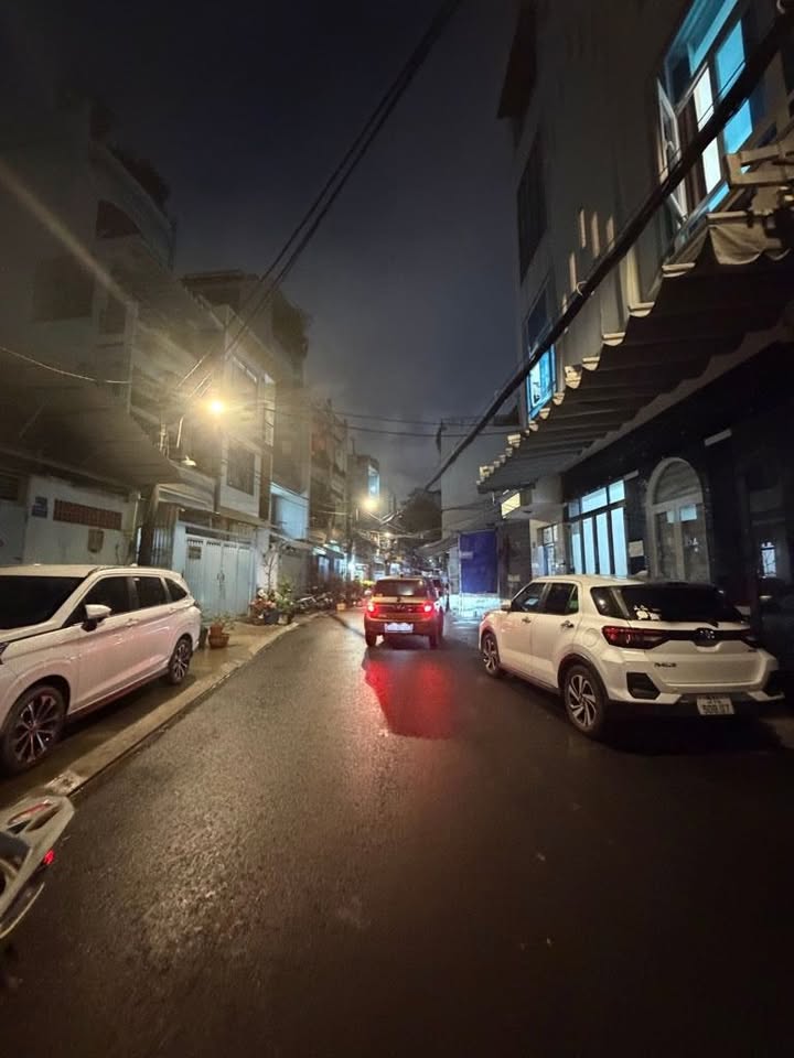 Nhà riêng Trịnh Đình Trọng, Tân Phú 43m² - Giá tốt hiếm có!