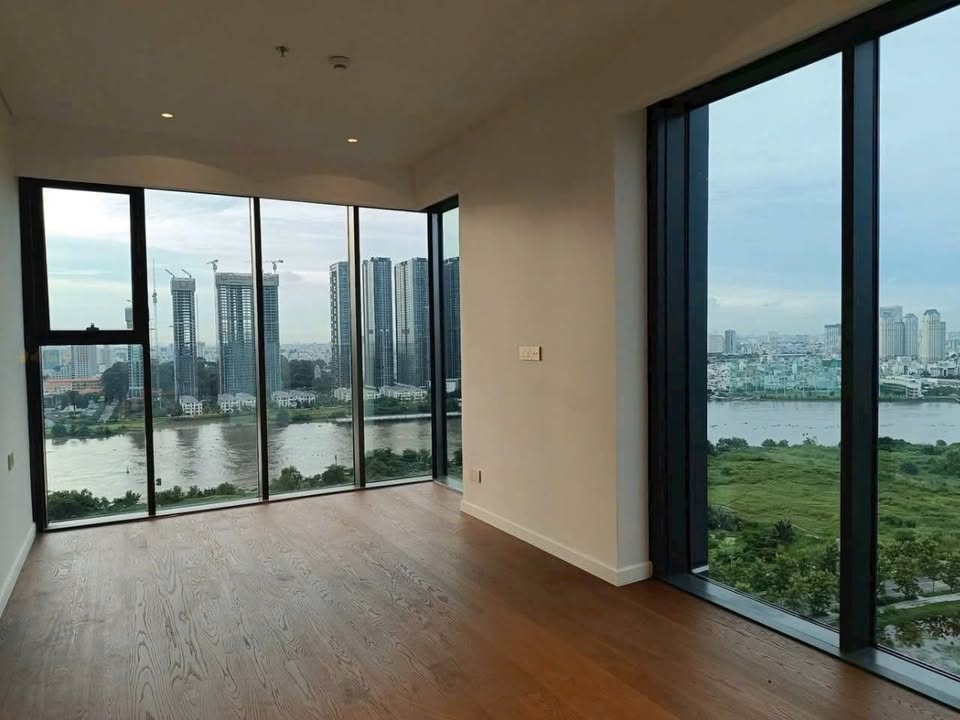 Căn hộ Vinhomes Central Park 129m² giá 47 tỷ - View đẹp!