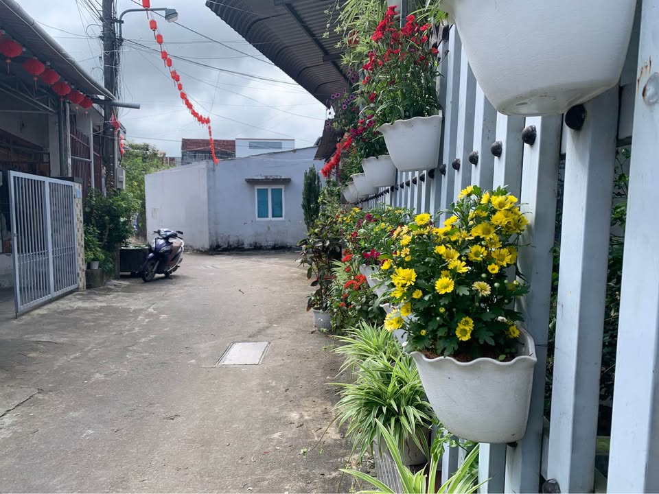 Nhà Cấp 4 KDC Trường Xuân Tam Kỳ 1.7 Tỷ - Ô tô vào tận nhà!