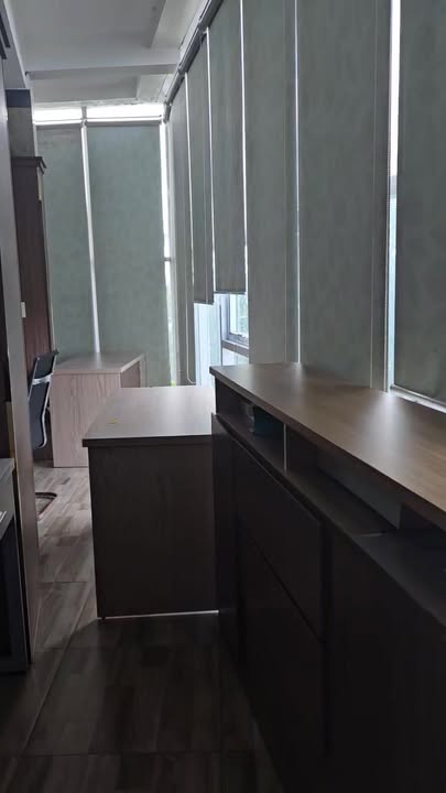 Văn phòng Huỳnh Văn Cù 96m2 7 triệu - Sẵn sàng làm việc