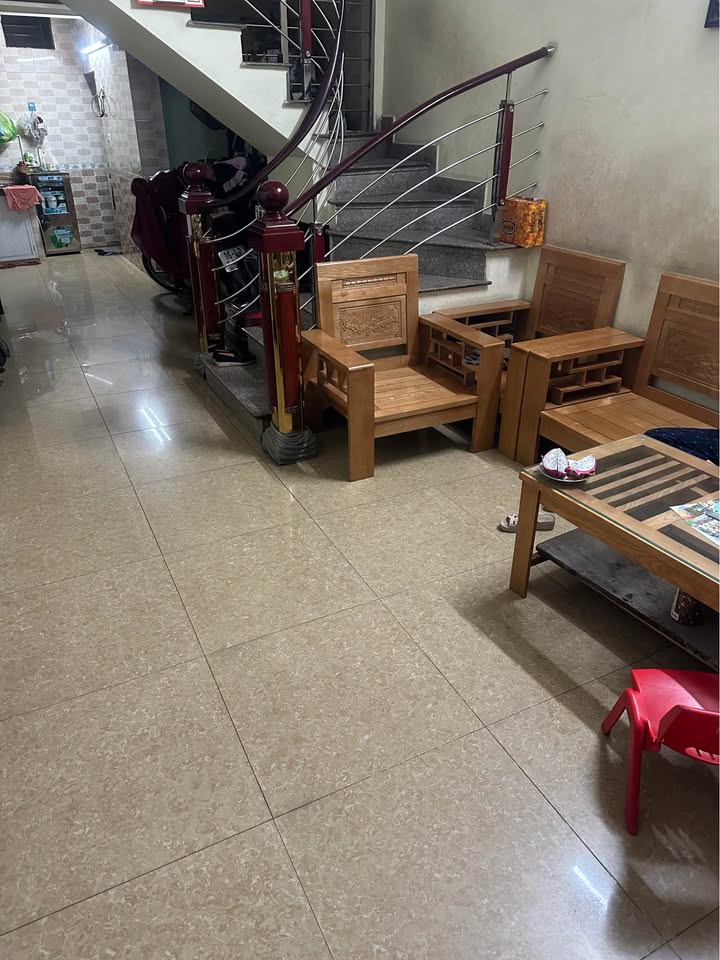 Nhà mặt đường Hải An 40m² - Cho thuê ngay, mặt tiền kinh doanh!