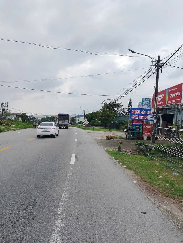 Đất nền mặt tiền Quốc lộ 1A Đức Phổ 320m² - Tiềm năng tăng giá!