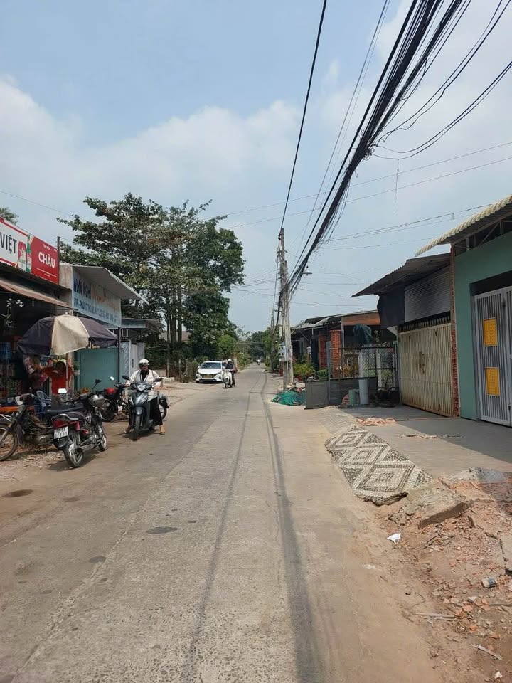 Đất nền Phường 4, TP Tây Ninh 204m² - Đường to ô tô, nở hậu đẹp!