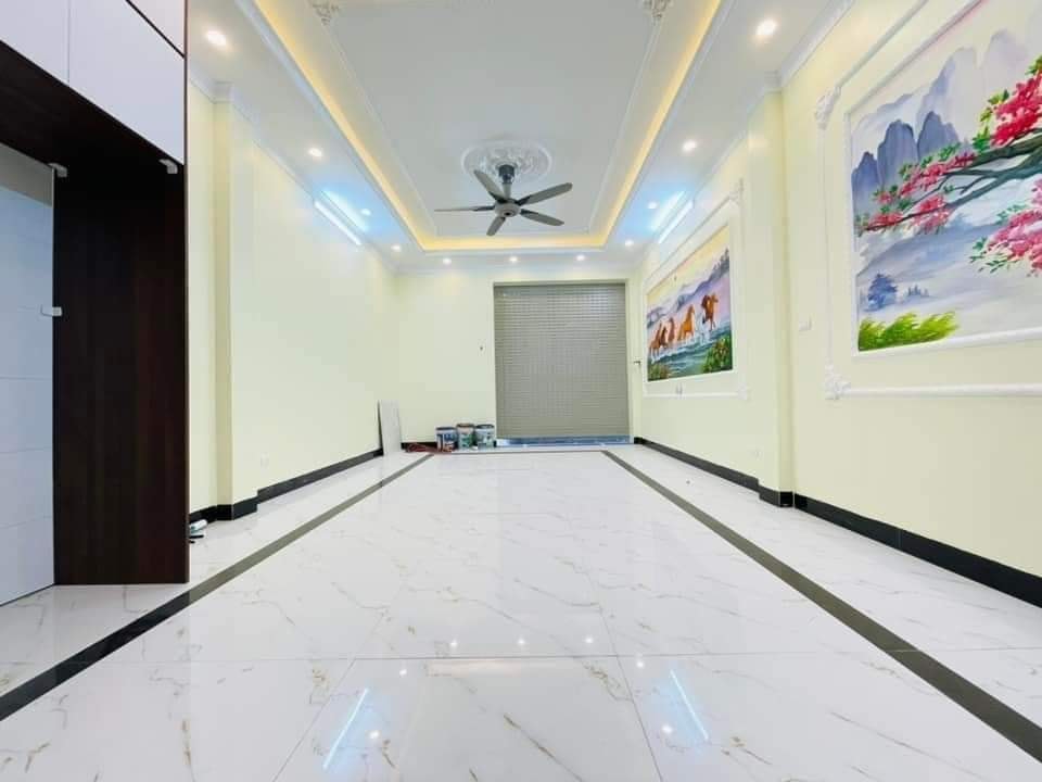 Nhà 55m² Vĩnh Hưng, Hoàng Mai - Ô Tô Lùi Cửa, Giá 5 Tỷ