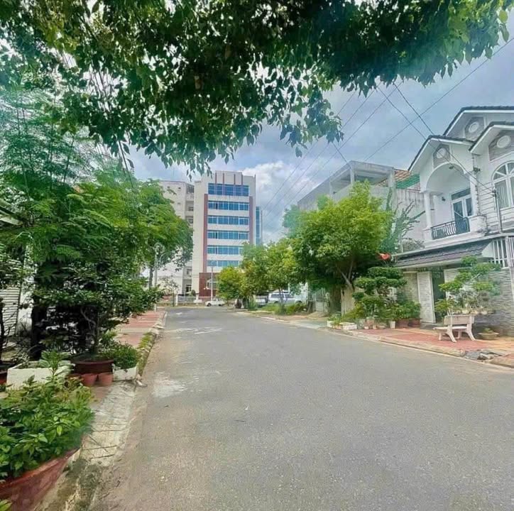 Đất Thổ Cư 106m² Hoàng Minh Giám, Phan Thiết - Sổ Đỏ Sẵn Sàng