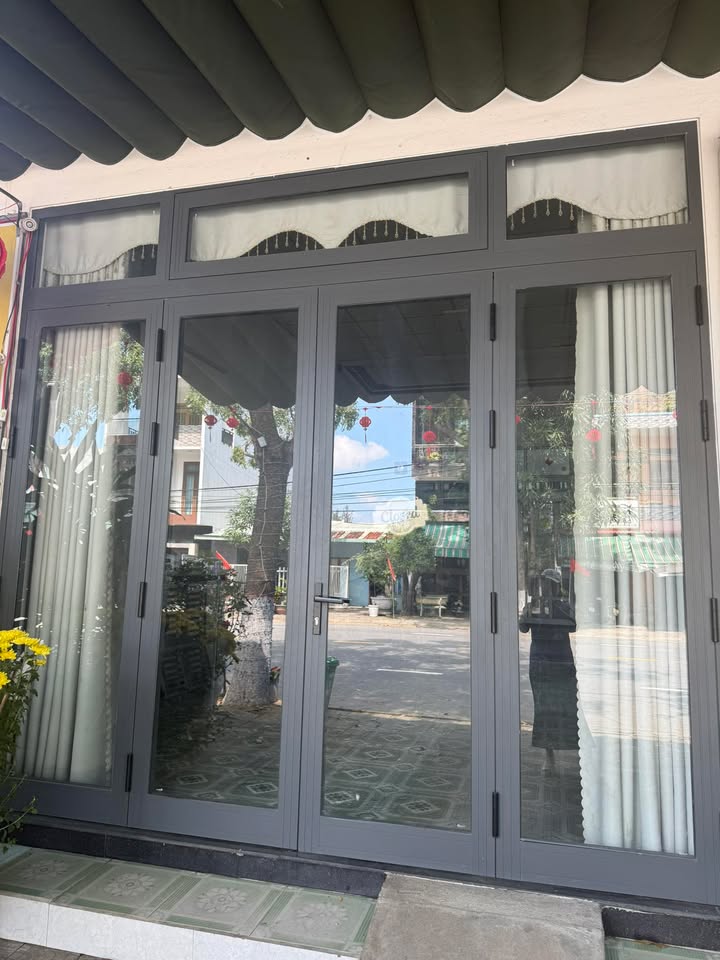 Nhà Mặt Tiền Mai Đăng Chơn Đà Nẵng 160m² - Mặt Tiền Kinh Doanh Sầm Uất!