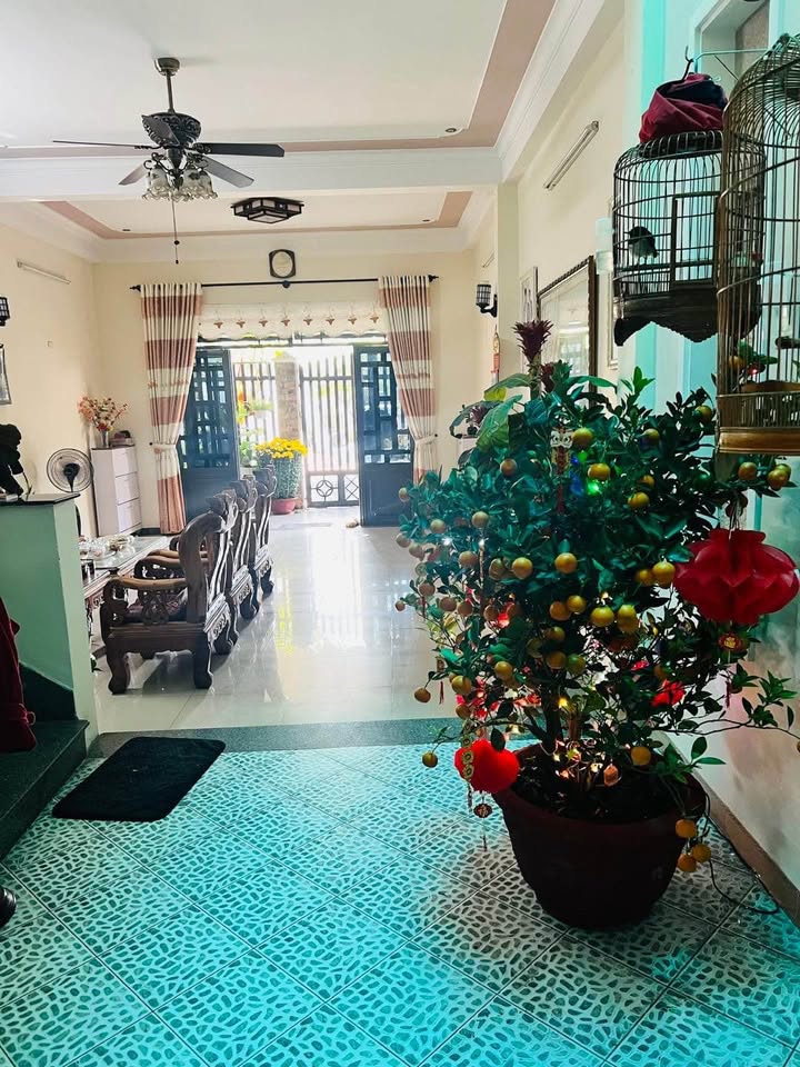 Nhà 3 tầng Tạ Mỹ Duật, Sơn Trà 87.5m² - Vị trí đẹp, ô tô vào tận nhà!