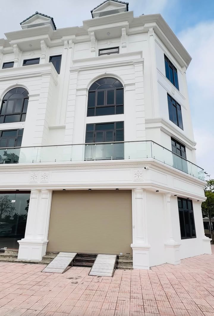 Nhà Phố Lô Góc 750m² Đại lộ Kỳ Đồng, Thái Bình - Vị trí đắc địa!