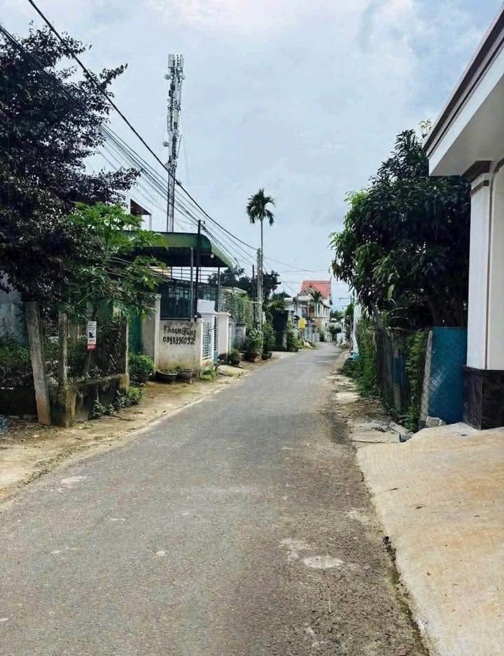 Đất nền Nguyễn Thị Minh Khai, Đức Trọng 120m² - Sổ đỏ chính chủ