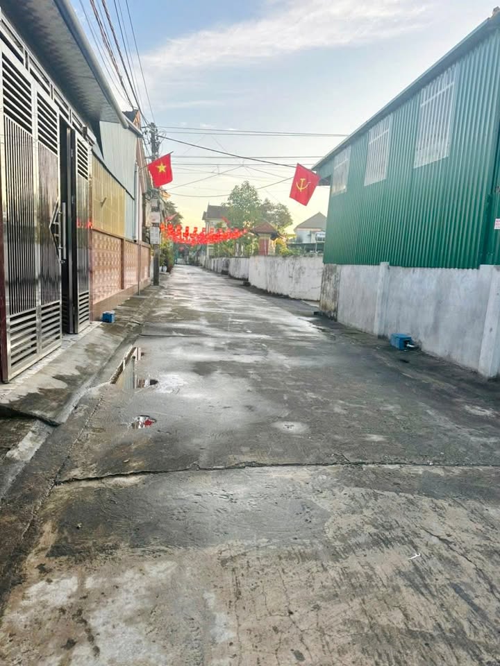 Đất nền Yên Sơn 125m² - Sổ đỏ chính chủ, tiềm năng sinh lời!