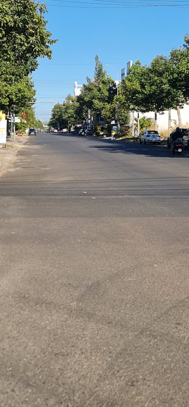 Đất nền Phan Thiết 225m² mặt tiền Võ Văn Kiệt - Sổ đỏ chính chủ