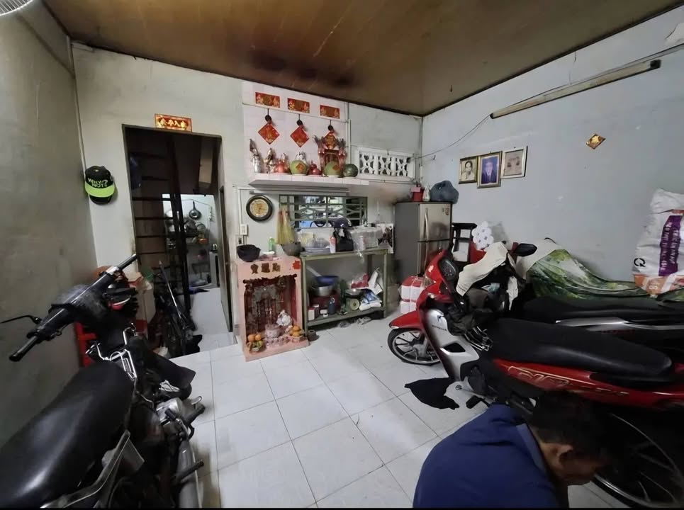 Nhà 4x8m, 2 Tầng, Hẻm Hòa Bình Tân Phú - Giá 4 Tỷ TL