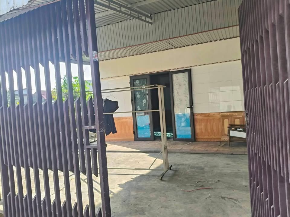 Nhà riêng Thạch Hưng 108m² - Ô tô vào tận nhà, giá tốt!