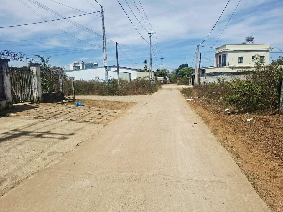 Đất nền Hẻm 719 Trường Chinh Pleiku 125m² giá 7xx triệu - Sổ đỏ chính chủ!