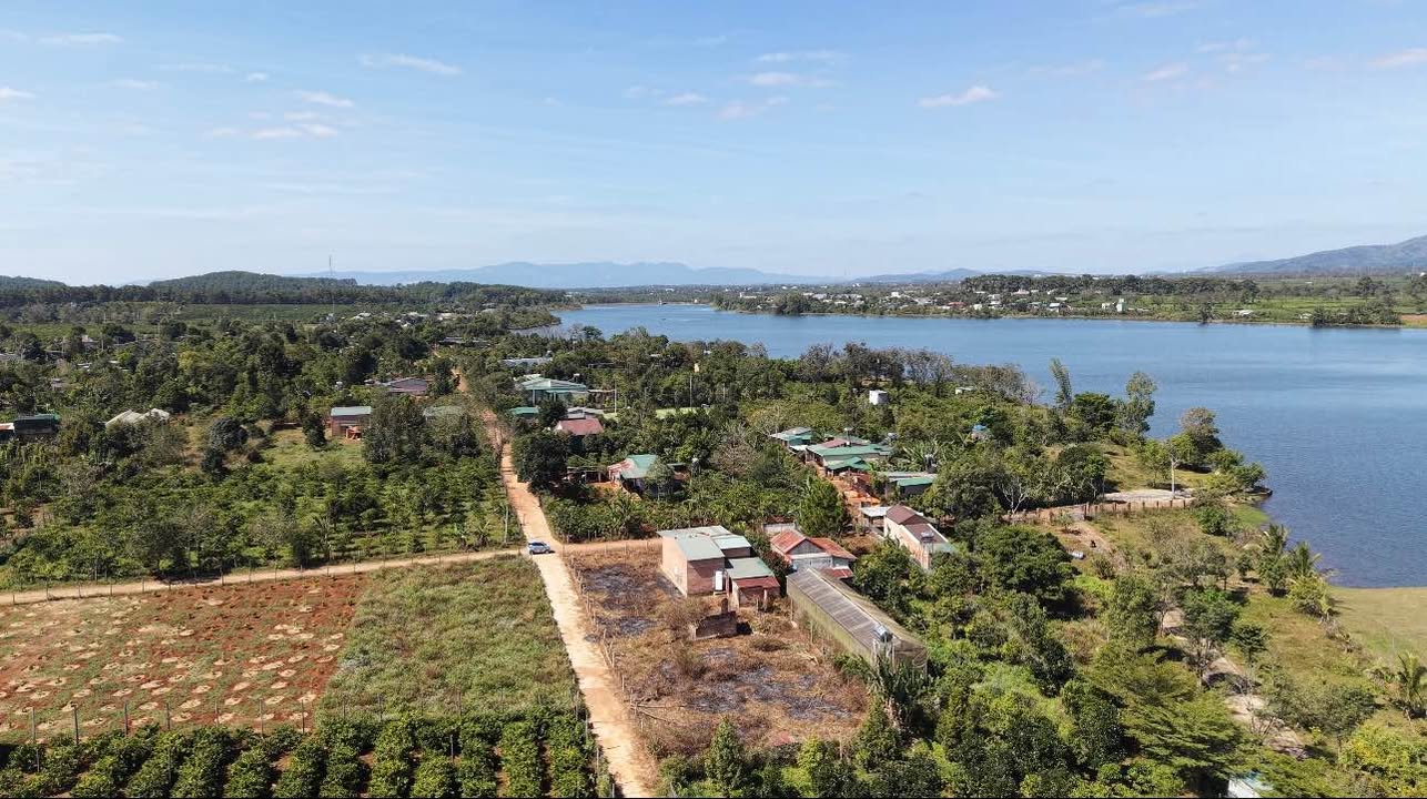 Đất nền Lô Góc Hàn Thuyên, Pleiku 1169m² - Giá Hơn 2 Tỷ, Gần Hồ