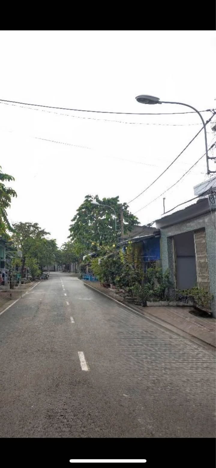 Nhà Phố Bà Điểm Hóc Môn 190m² – Mặt tiền kinh doanh đắc địa!