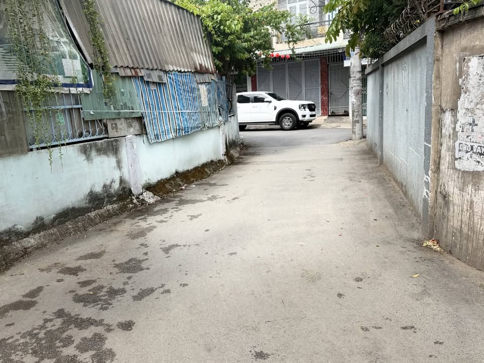 Dãy Nhà Trọ Linh Xuân Thủ Đức 140m² - Dòng tiền ổn định 18 triệu/tháng!