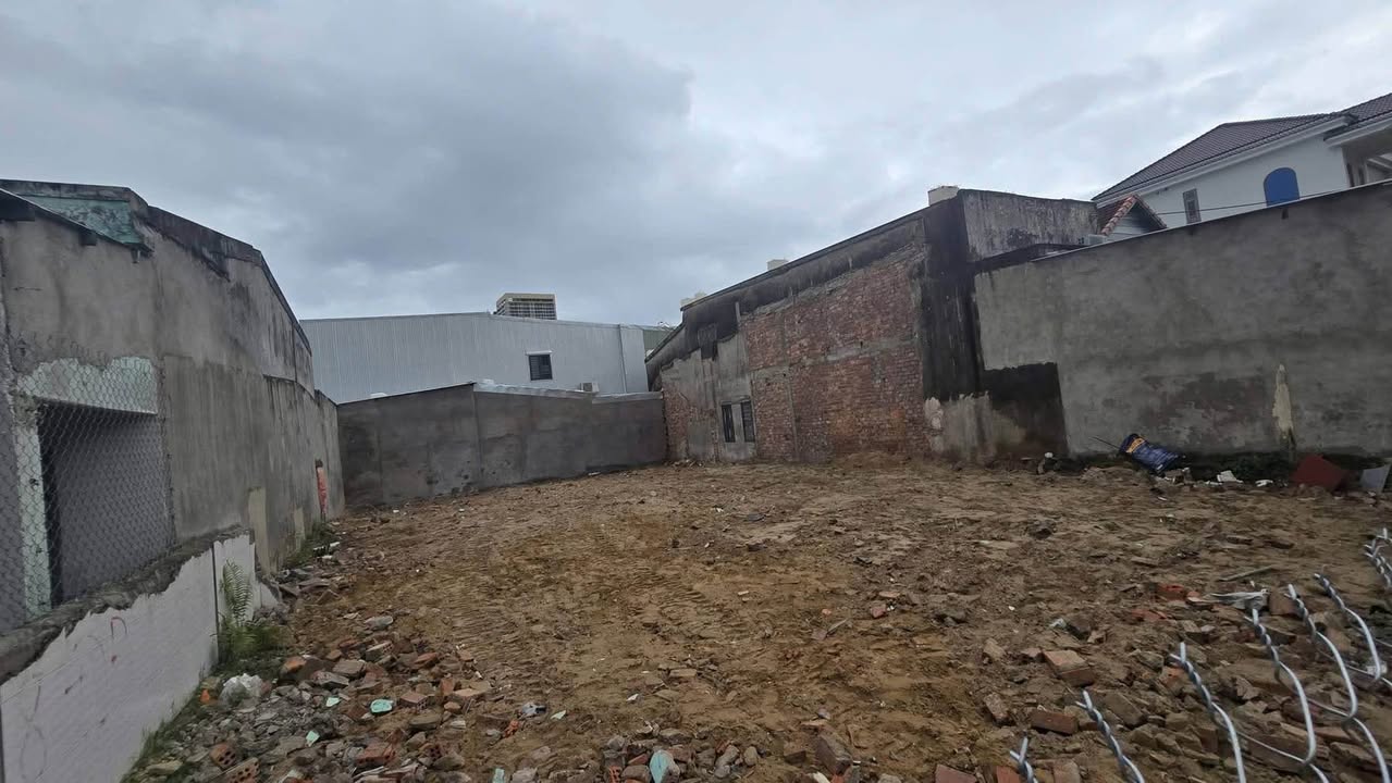 Đất Mặt Tiền Chính Hữu - Đà Nẵng 248m² - Thích hợp xây căn hộ cho thuê