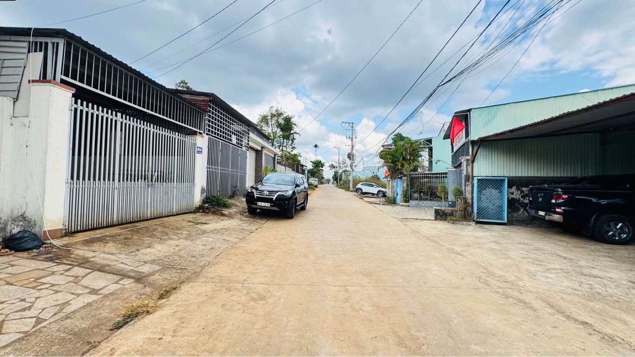 Đất Nền Hẻm 390 CMT8, Pleiku 540m² - Sổ Đỏ Chính Chủ, Tách Lô