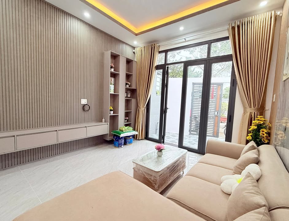 Nhà Hẻm Ô Tô Trương Định Rạch Giá 80m² - Giá 1.59 Tỷ - Tặng Full Nội Thất