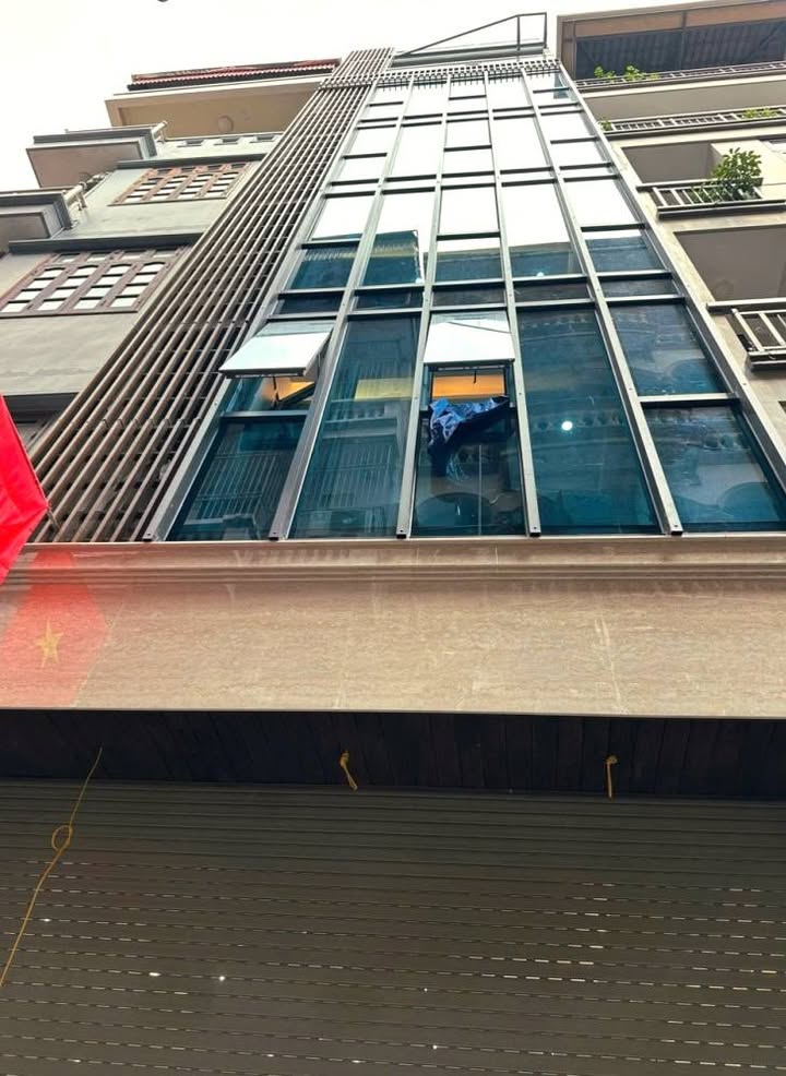 Nhà Phố Huỳnh Thúc Kháng 55m², 8 Tầng Thang Máy - Kinh Doanh Đỉnh Cao