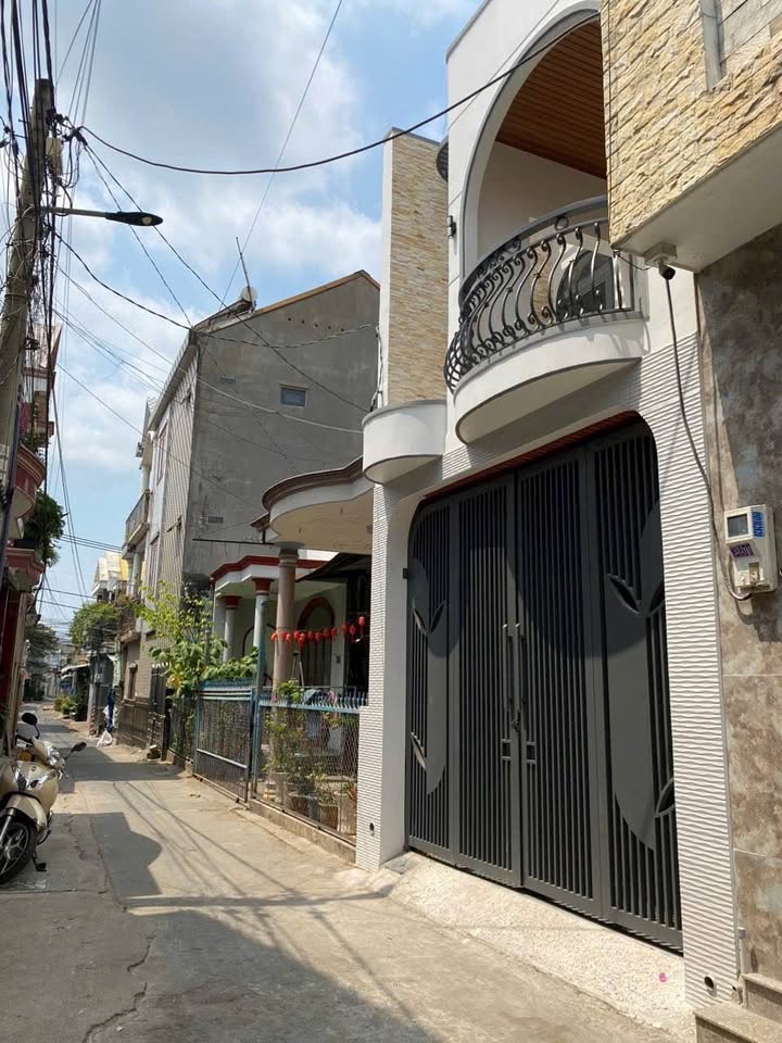 Nhà Phố 1 Trệt 1 Lầu Mới Xây P. Long Bình, Biên Hòa - 58m² Giá 2.98 Tỷ