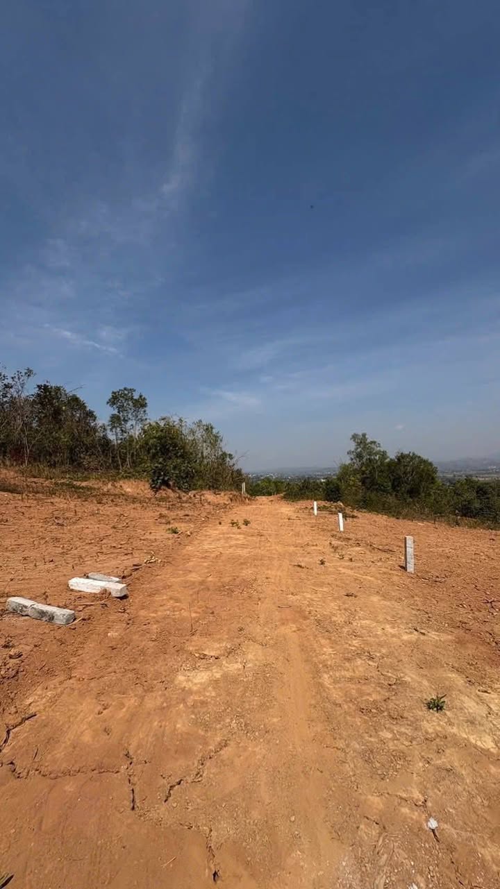 Đất nền Đắk Rơ Wa, Kon Tum 125m² - Sổ đỏ chính chủ, view đẹp!