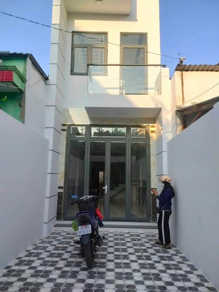 Nhà 1 Trệt 2 Ngủ Hẻm Xô Viết Nghệ Tĩnh, Cần Thơ - Giá 8 Triệu/Tháng