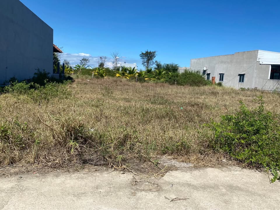 Đất nền Phan Thiết 130m² dưới 910 triệu - Sổ hồng chính chủ!