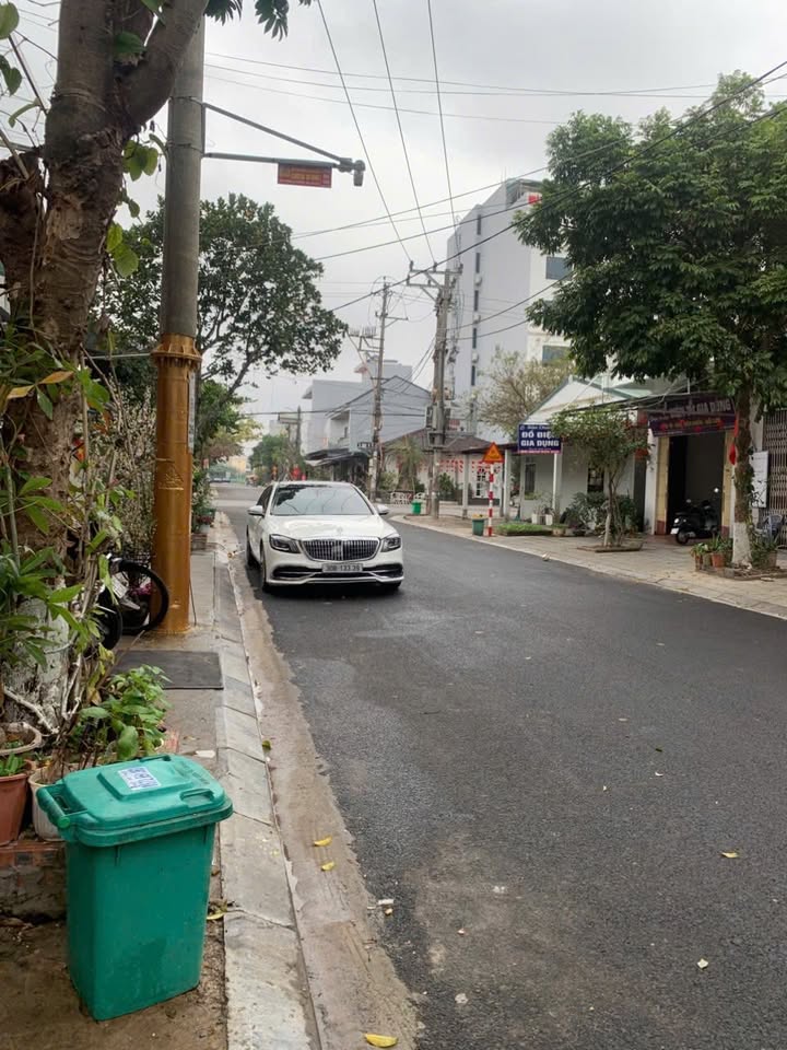 Nhà Mặt Tiền Độc Lập Móng Cái 85.5m² - Kinh Doanh Đắc Lợi