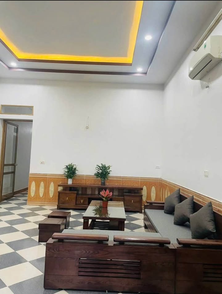 Nhà Riêng Lào Cai 108.5m² giá 1.45 tỷ - Ô tô vào tận nhà!