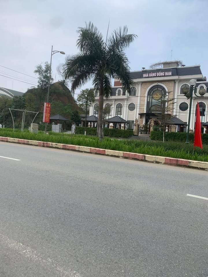 Đất Mặt Tiền Nguyễn Tất Thành, Yên Bái - 80m², Giá 2.69 Tỷ, Ngay Ngã Rẽ