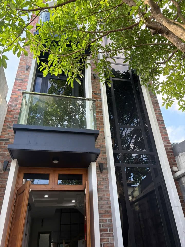 Nhà Riêng Bình Chánh 80m² - Ô tô vào tận nhà, sổ hồng riêng!