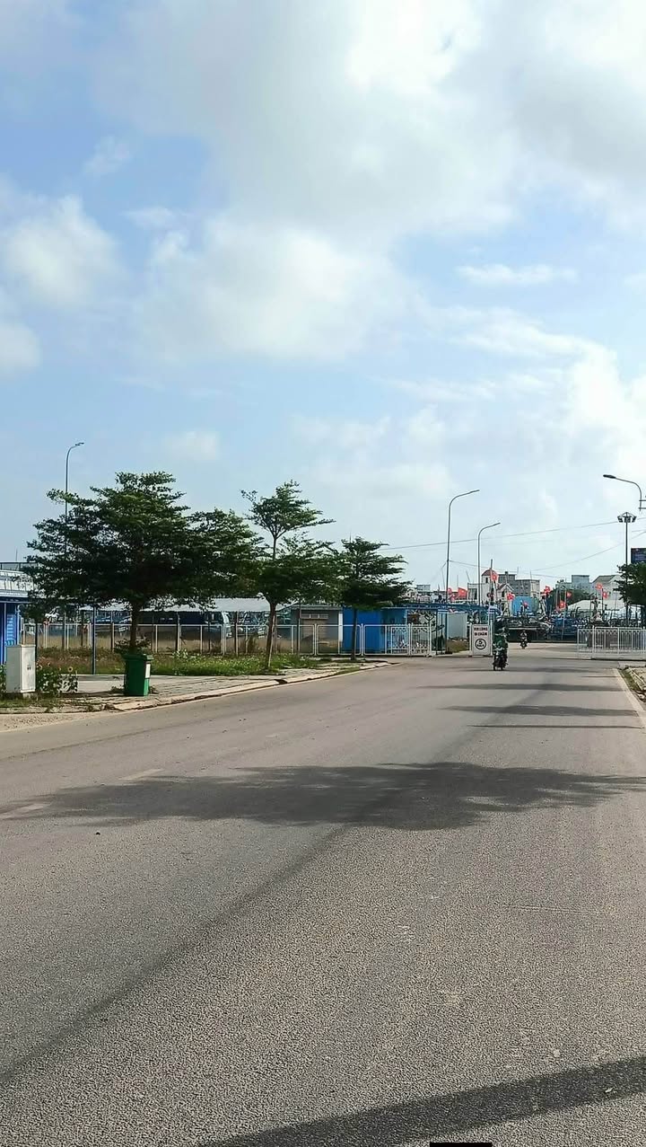 Bán Gấp 2 Lô Đất Mặt Tiền Gò Dài, Tam Quan Bắc - 300m² - 4 Tỷ