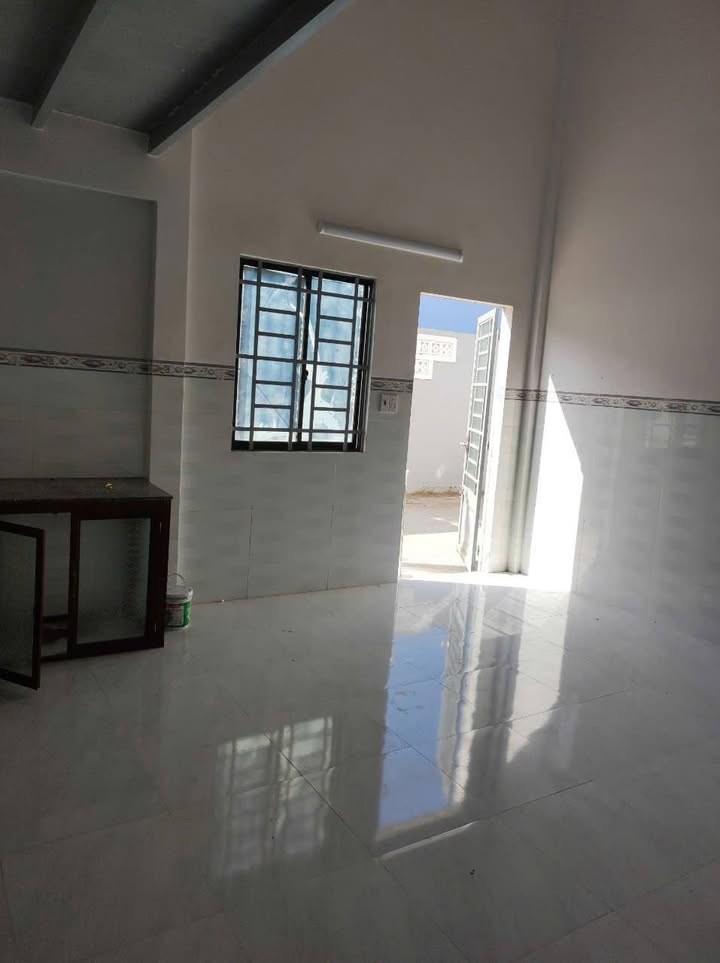 Cho thuê phòng trọ 30m² Mỹ Tho - Sạch sẽ, an ninh, giá 2.6 triệu/tháng
