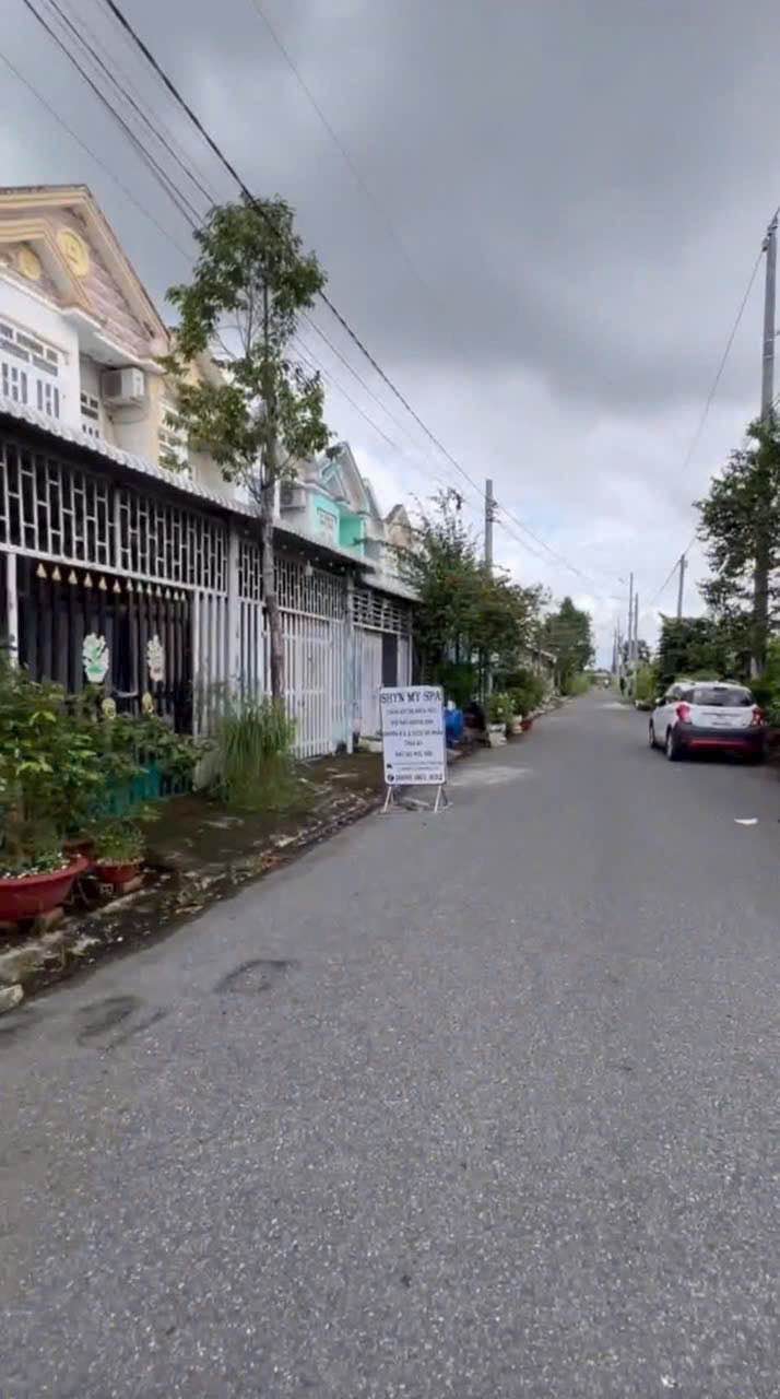 Đất nền Thị trấn Cần Đước 92m² - Sổ đỏ chính chủ, bán gấp!