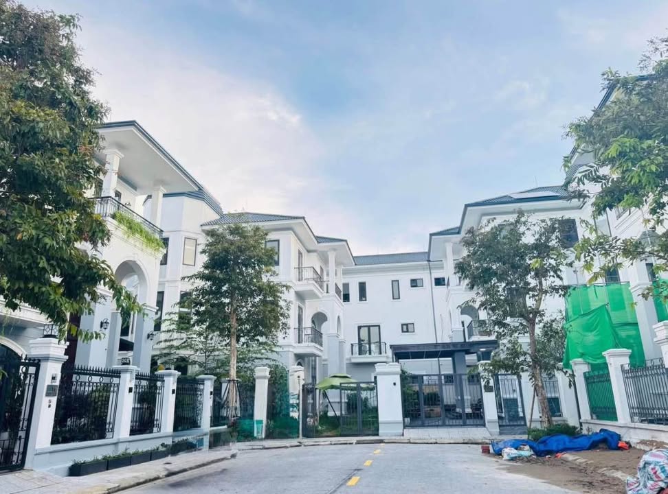 Biệt thự đơn lập Vinh Heritage 330m² - Sống xanh, view sông