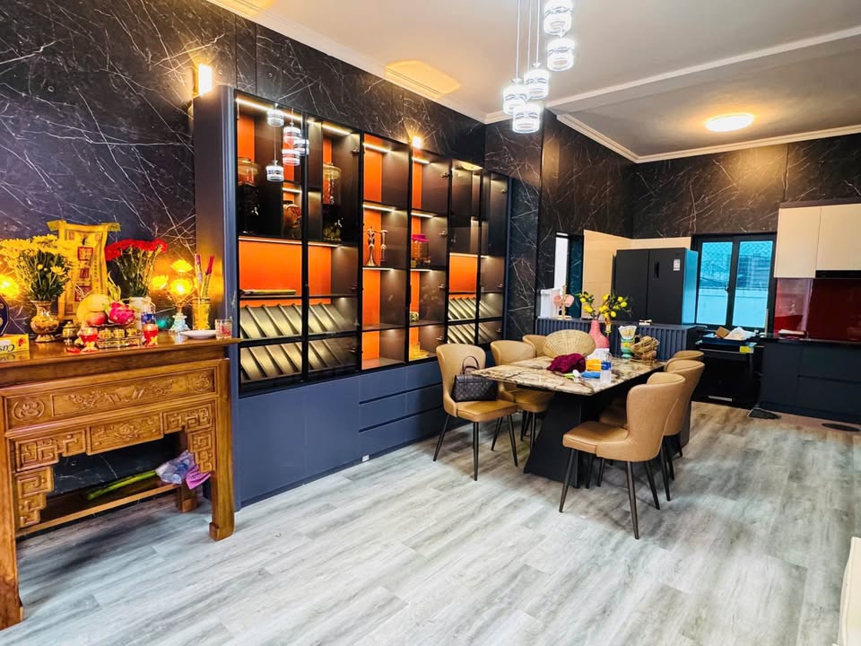 Nhà 2 Tầng Ngõ Hà Huy Tập TP Vinh 102,9m² - Ô tô vào tận nhà!