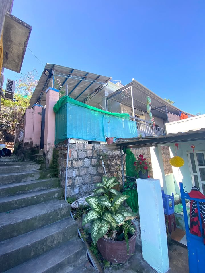 Nhà riêng Nha Trang 106m² giá 1.99 tỷ - Vị trí đẹp, view thoáng!