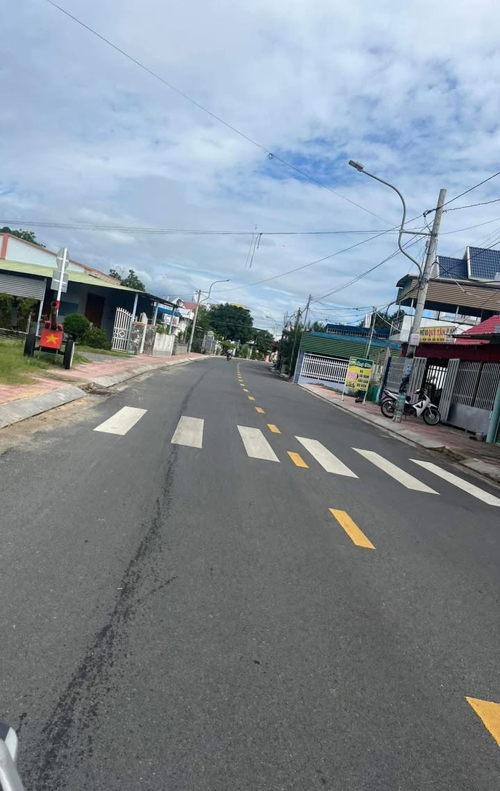 Đất nền Nha Trang 135m² - Sổ đỏ chính chủ, xây dựng tự do!