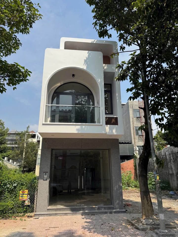 Nhà nguyên căn Thống Nhất 84m² 18 triệu - Sẵn sàng ở ngay