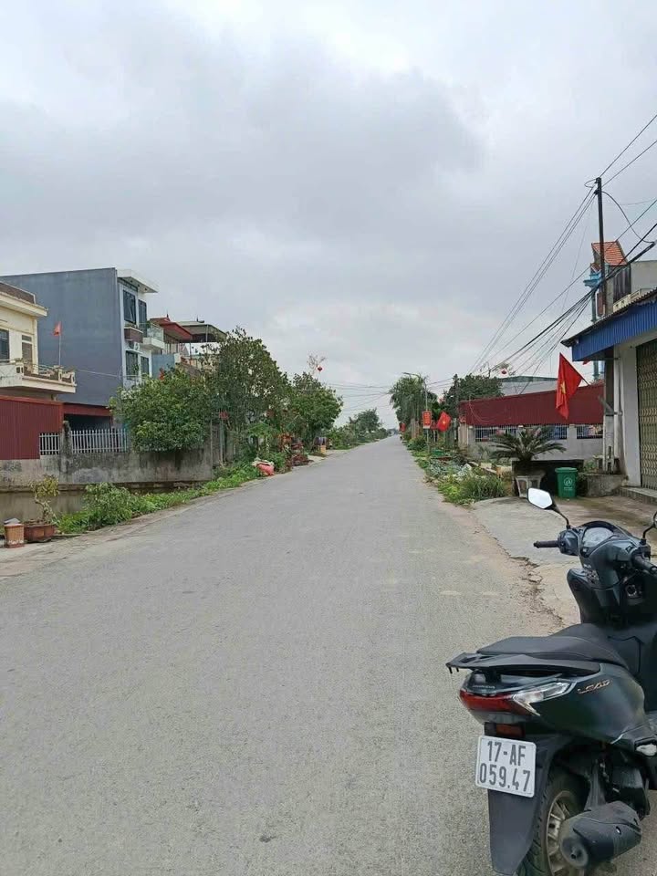 Đất nền KDC Trung tâm Dân Chủ Hưng Hà 100m² giá 1.6 tỷ - Sổ đỏ chính chủ