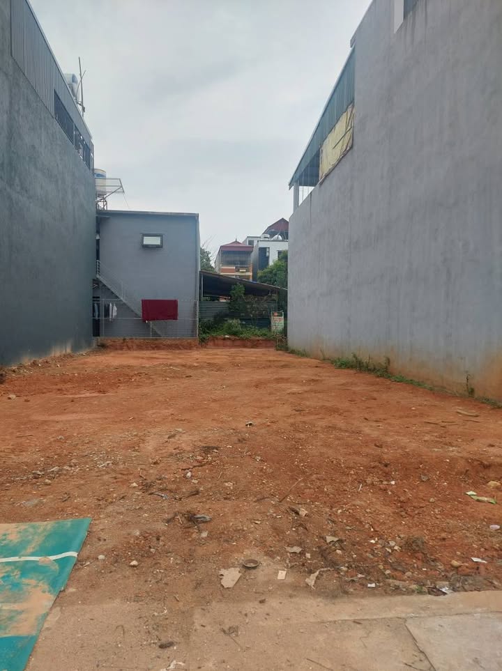 Đất nền Đường Soi Chiềng 107m² - Sổ đỏ chính chủ, đầu tư sinh lời!