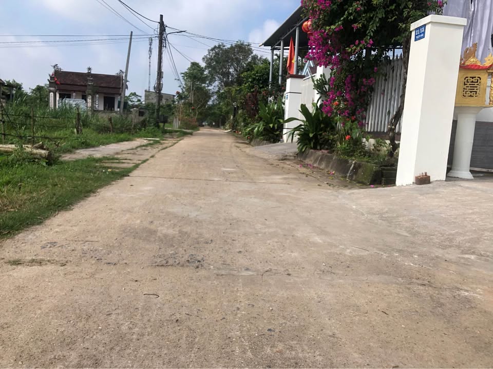 Đất nền Kiệt Thạch Hãn, Đồng Hới 120m² - Đường to ô tô!