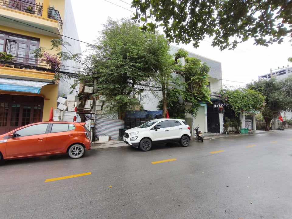 Mặt Tiền Nguyễn Văn Cừ, Đồng Hới - 118m² Kinh Doanh Đắc Lộc